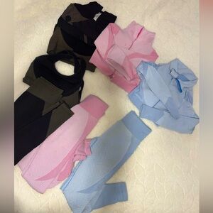 3 workout sets. Perfect condition, worn only a few time. Size M. Workout